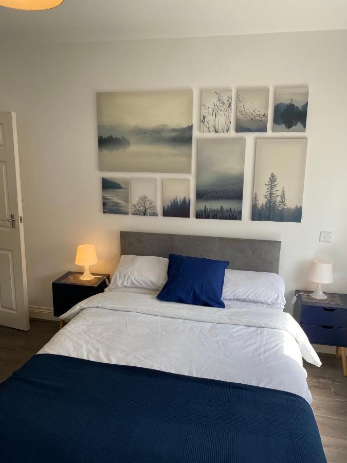 35 Mins To Central London. 3 Bedrooms. 2 Bathrooms With Garden Londres Exterior foto