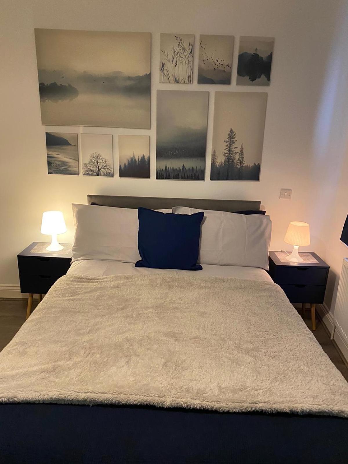 35 Mins To Central London. 3 Bedrooms. 2 Bathrooms With Garden Londres Exterior foto